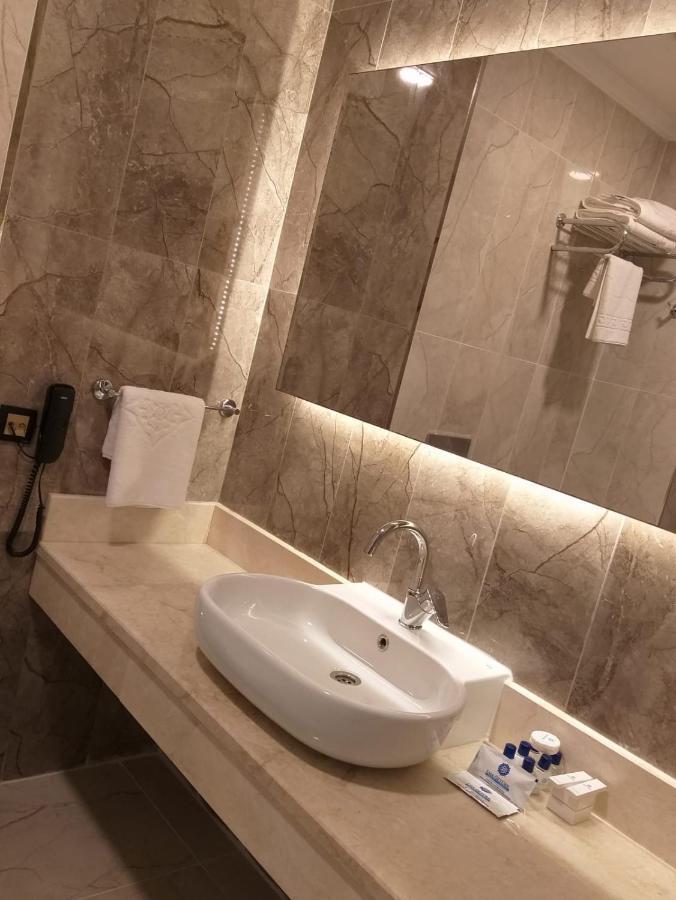 Ema Oeztuerk Thermal Hotel Afyonkarahisar Eksteriør bilde